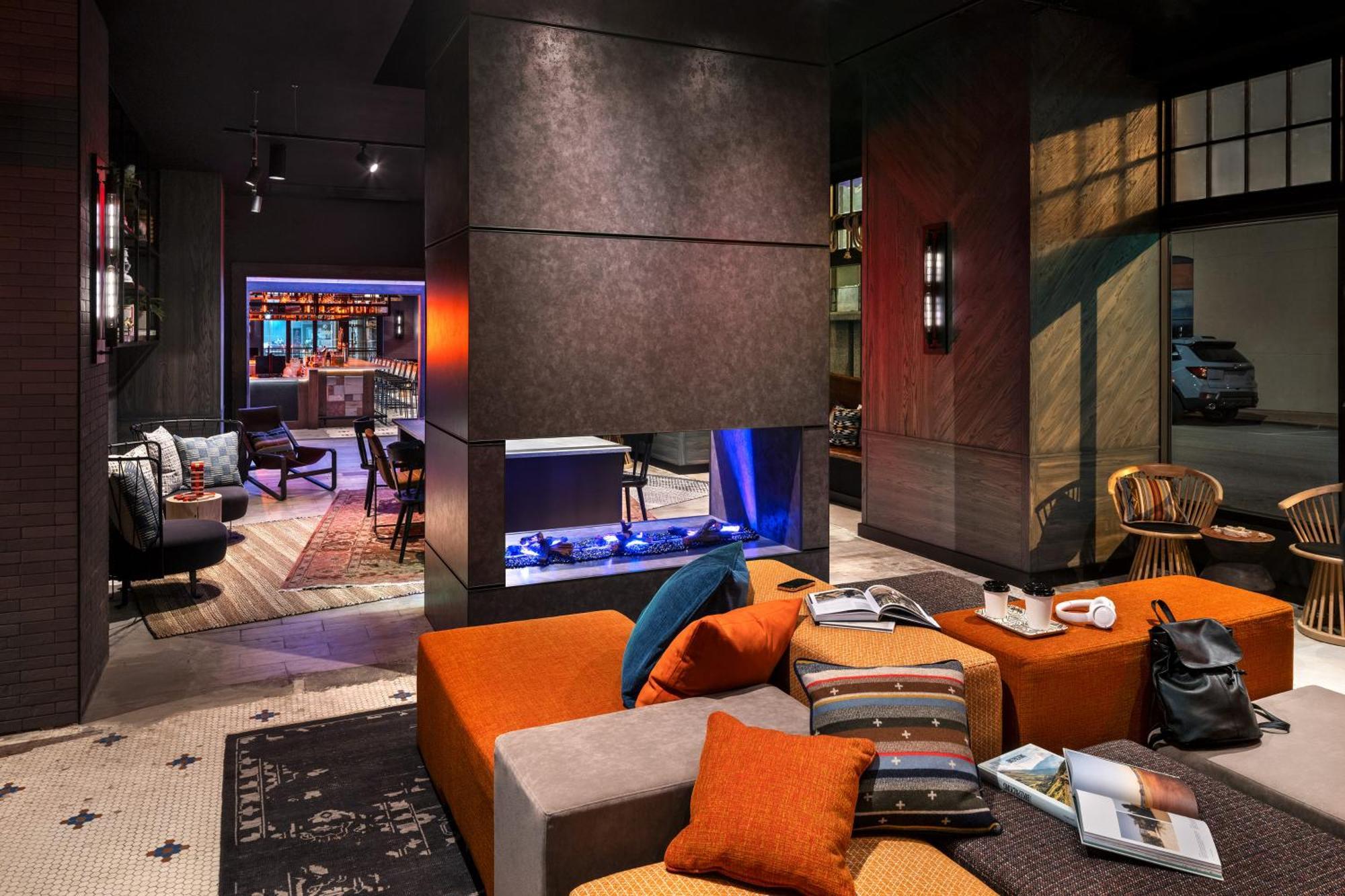 Hotel Moxy Springfield Downtown Exterior foto